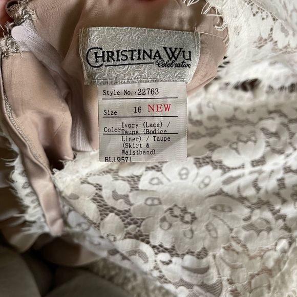 Christina Wu dress - Picture 11 of 13